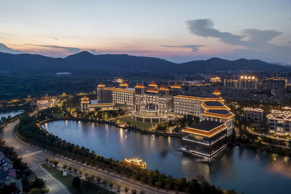 Crowne Plaza XIANGYANG FUCHUN LAKESIDE by IHG